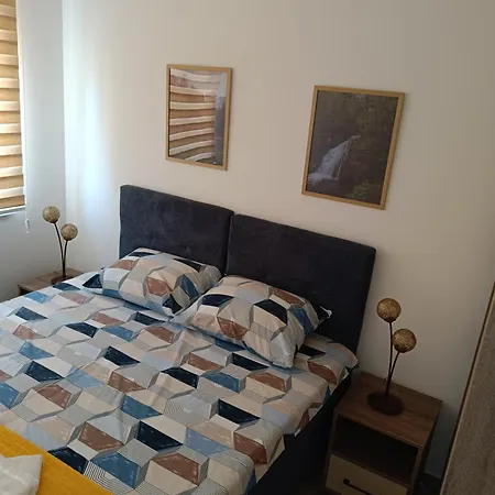 Sara S Apartman